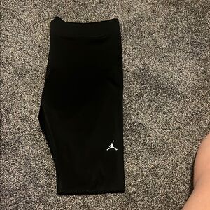 Jordan Black Leggings Sleek Design